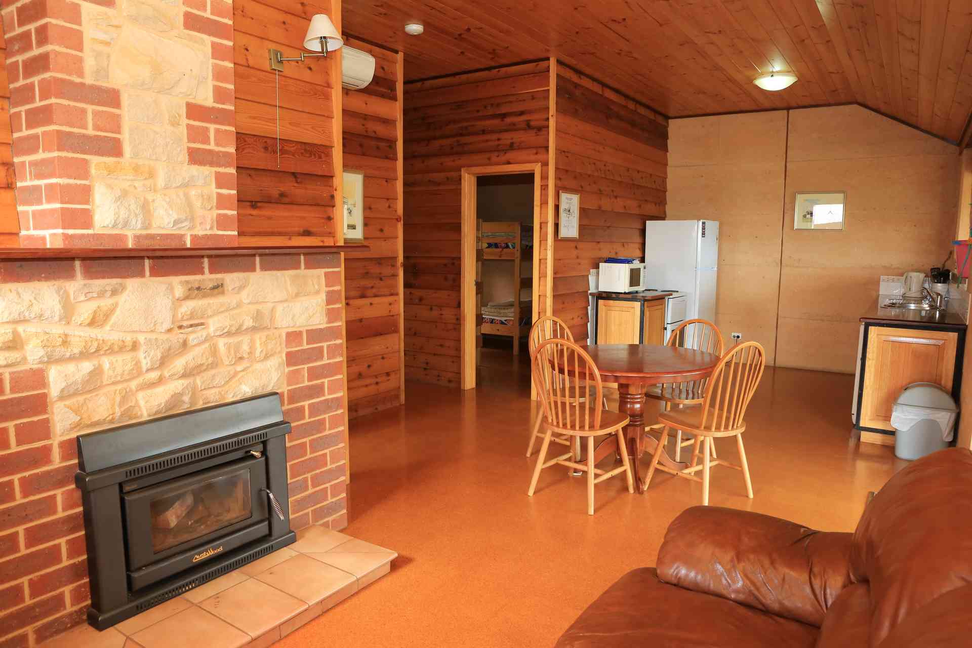 Cottage9a